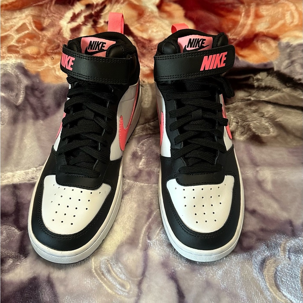Nike Black and Pink High-Tops